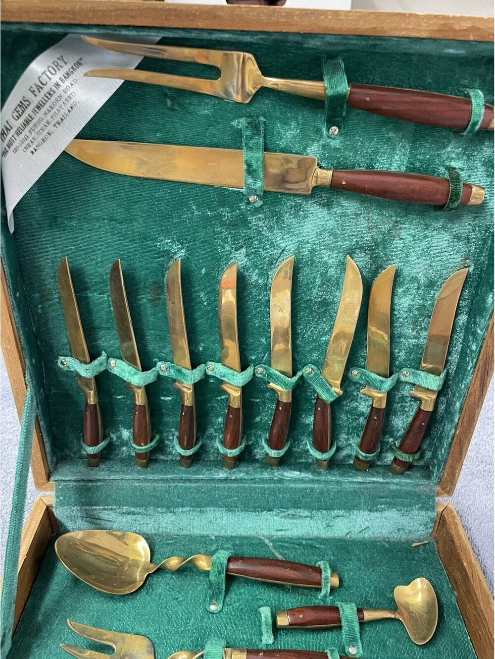34pc Wood-Handle Flatware Set w/ Wood Case, Service for 8, Venus 931